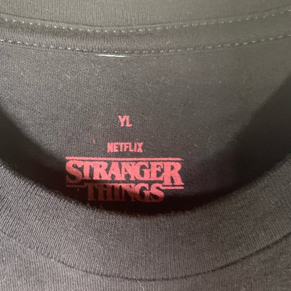 Stranger Things T-shirt New With Tags Size YL - Picture 4 of 4